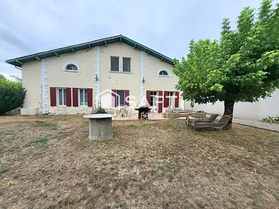 Maison, 270 m²