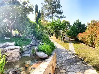 Maison, 283 m²