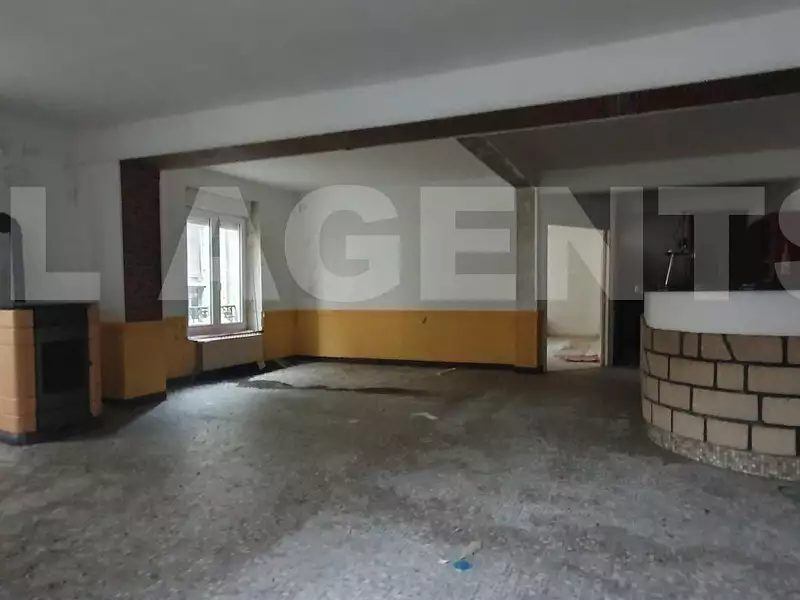 Maison, 250 m²