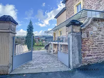 Maison, 270 m²