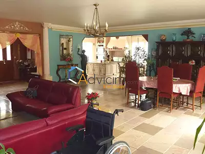 Maison, 198 m²