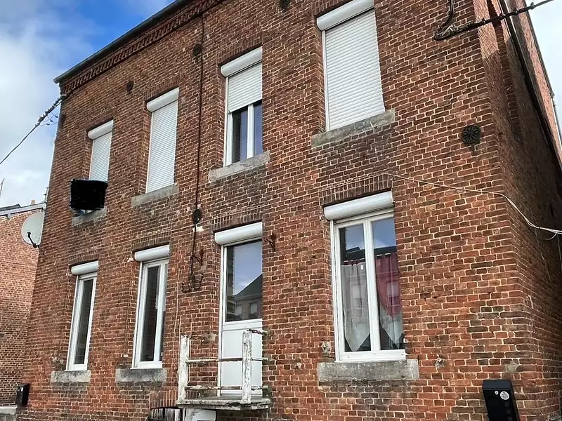 Immeuble, 170 m²