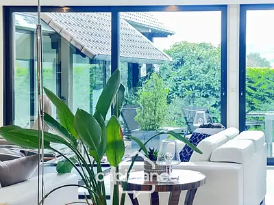 Maison, 336 m²