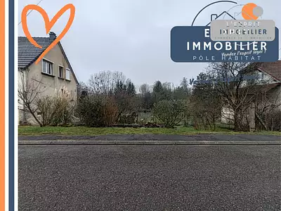 Terrain, 2 400 m²