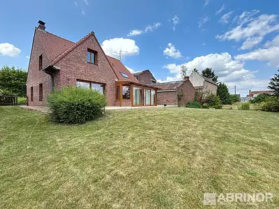 Maison, 220 m²