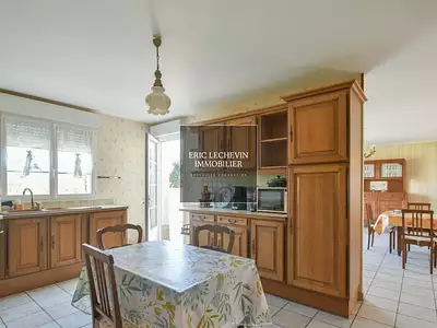Maison, 170 m²