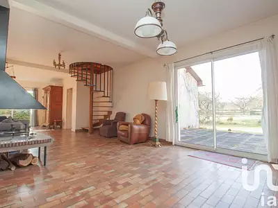 Maison, 230 m²