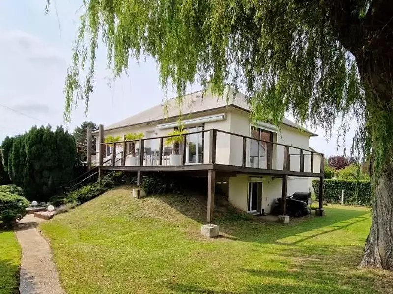 Maison, 166 m²