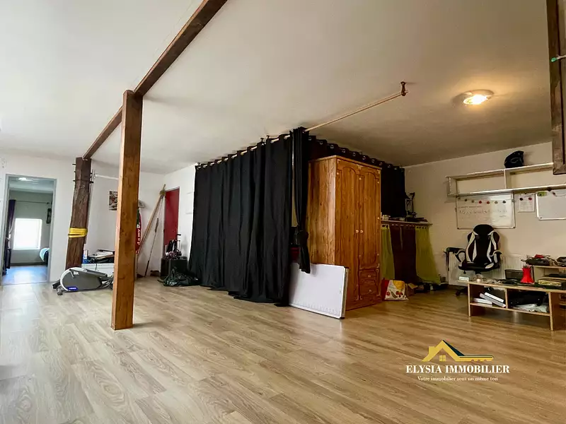 Maison, 259,21 m²