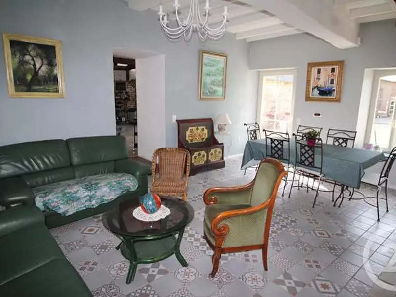 Maison, 254,4 m²