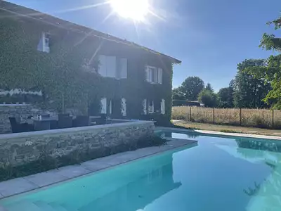 Maison, 370 m²