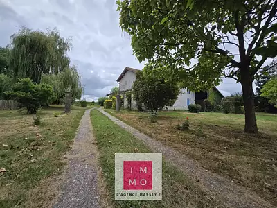 Maison, 250 m²