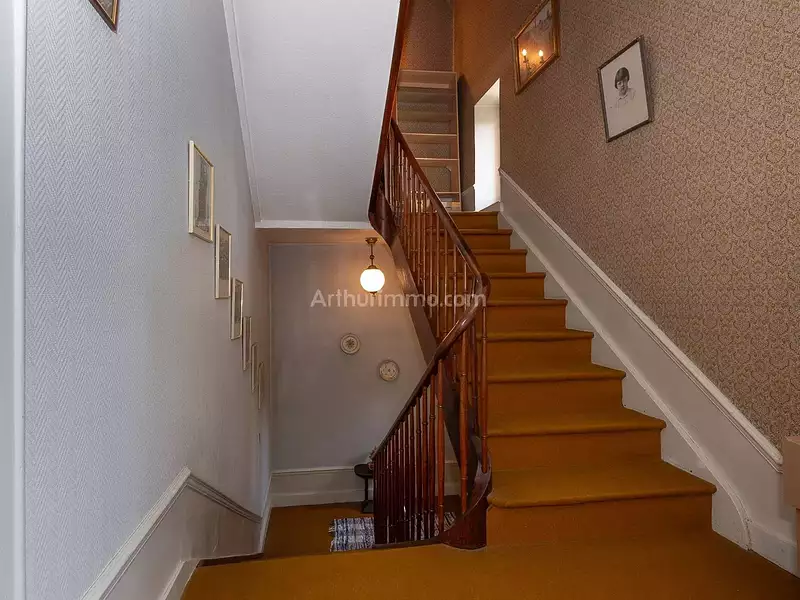 Maison, 210 m²