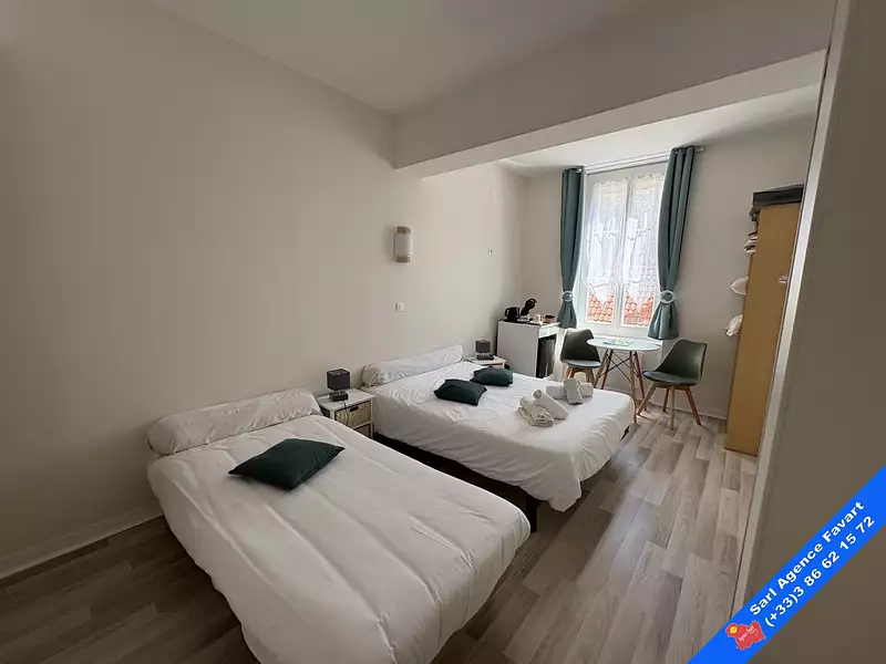 Immeuble, 122,21 m²