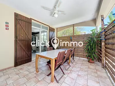 Maison, 180 m²
