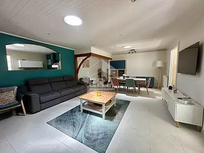 Maison, 217 m²