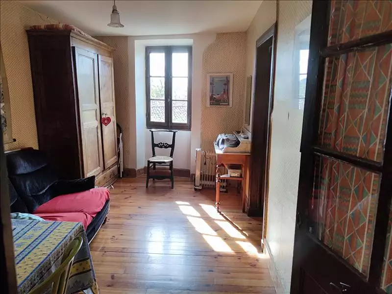 Maison, 77 m²