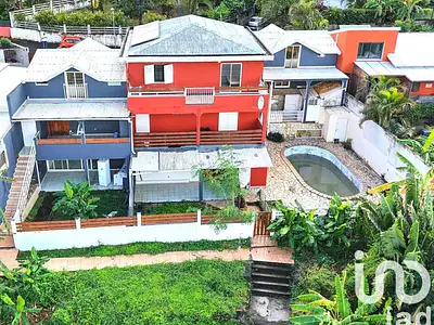 Immeuble, 347 m²