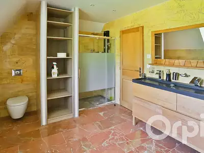 Maison, 231 m²