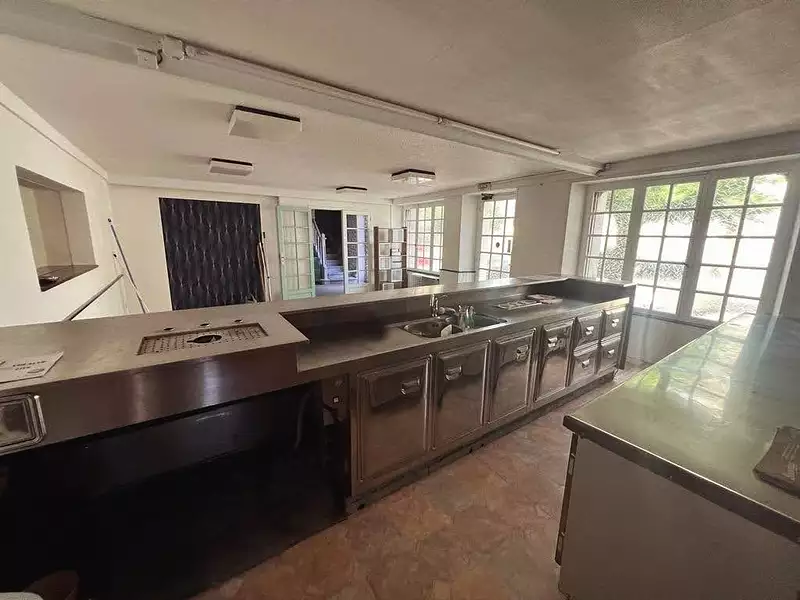 Maison, 377 m²