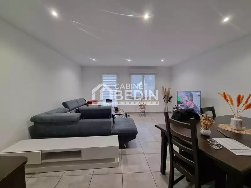 Maison, 250 m²