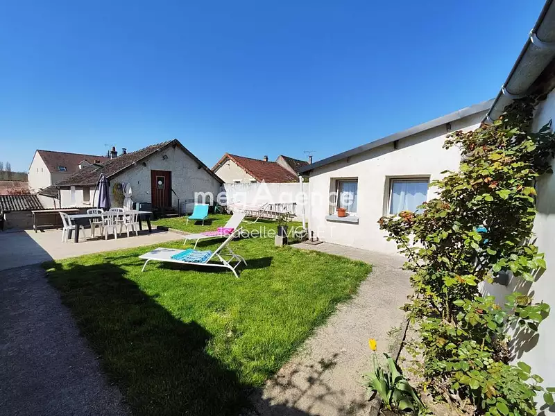 Maison, 160 m²