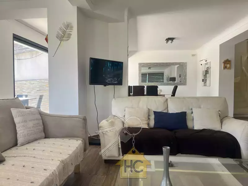 Maison, 140 m²