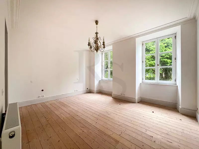 Maison, 630 m²