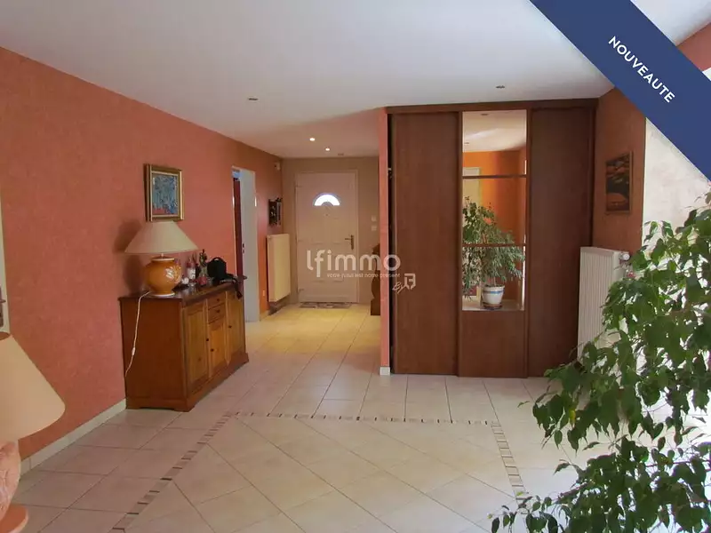 Maison, 206 m²