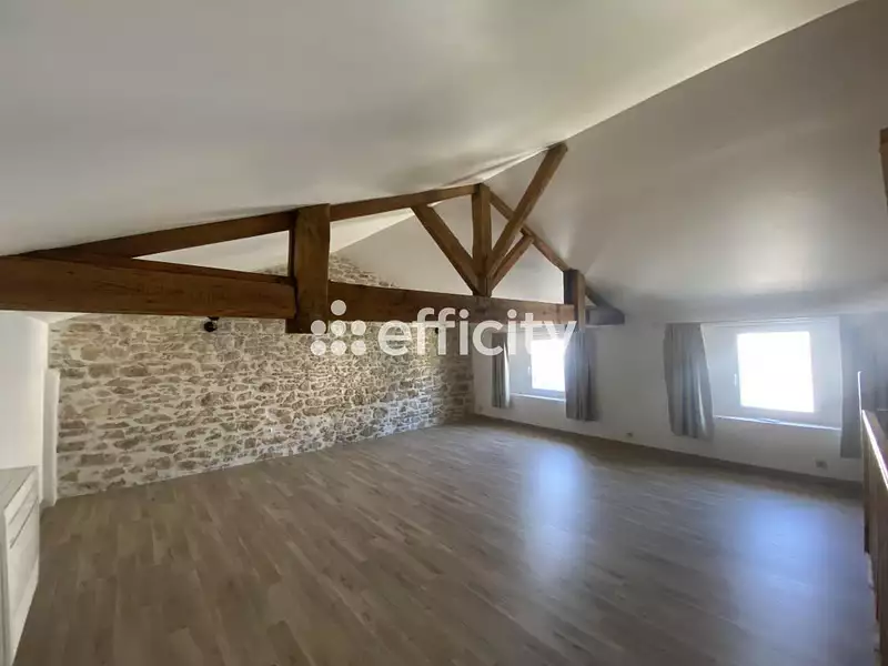 Maison, 220 m²