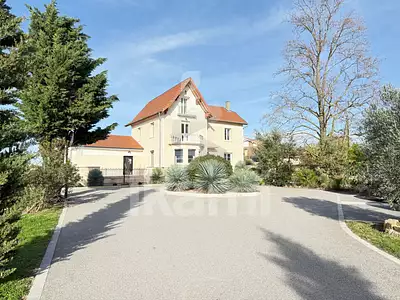 Maison, 300 m²