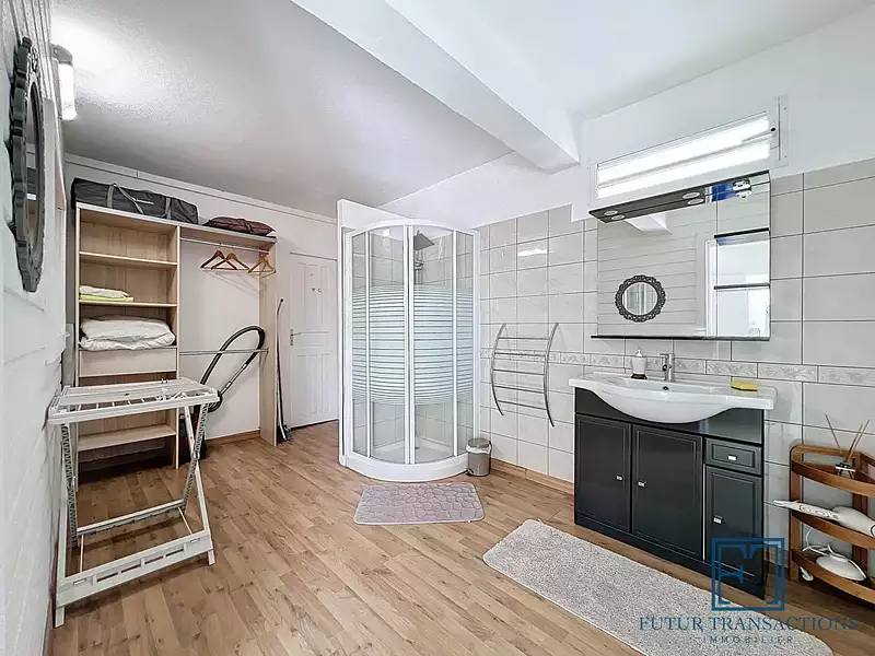 Maison, 218,53 m²