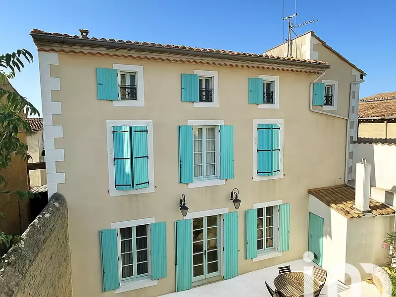 Maison, 318 m²
