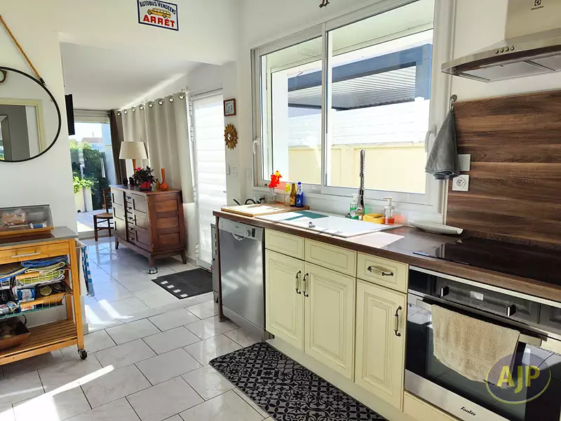 Maison, 94 m²