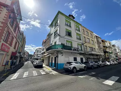 Immeuble, 195 m²
