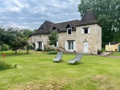 Maison, 225 m²