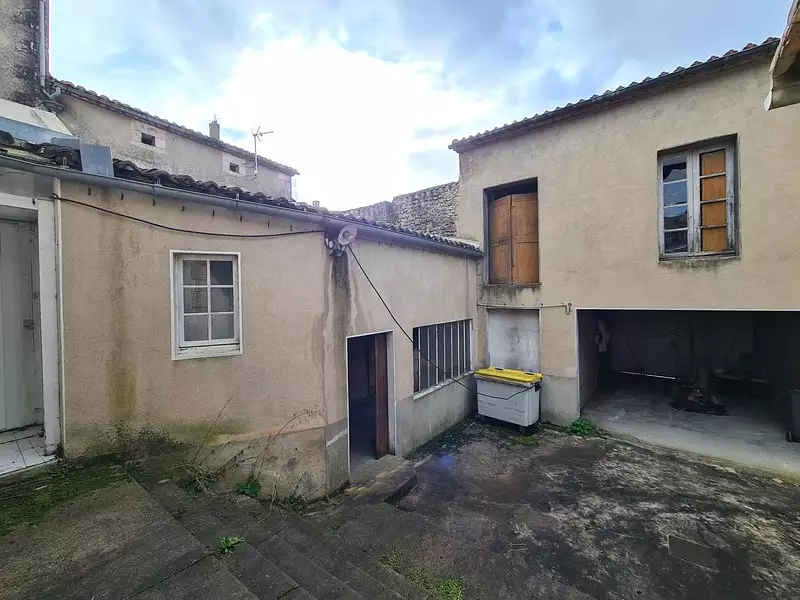 Immeuble, 350 m²