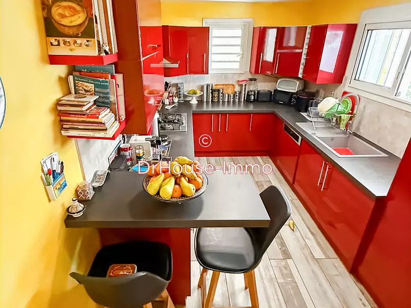 Maison, 217 m²