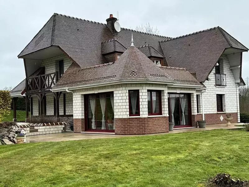 Maison, 197 m²