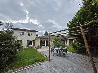 Maison, 159 m²