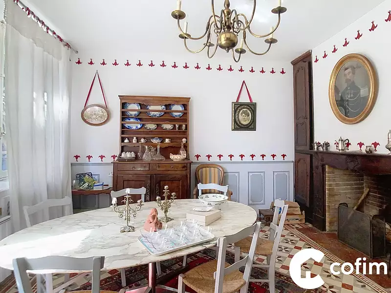 Maison, 210 m²