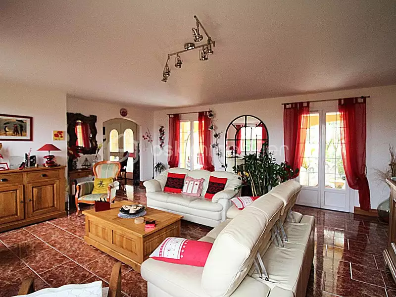 Maison, 174 m²