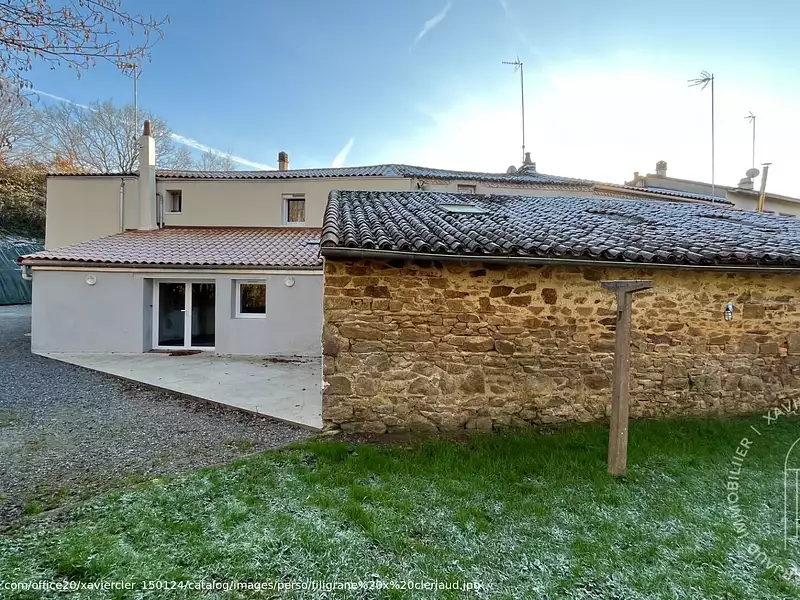 Immeuble, 130 m²