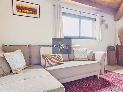 Maison, 180,8 m²
