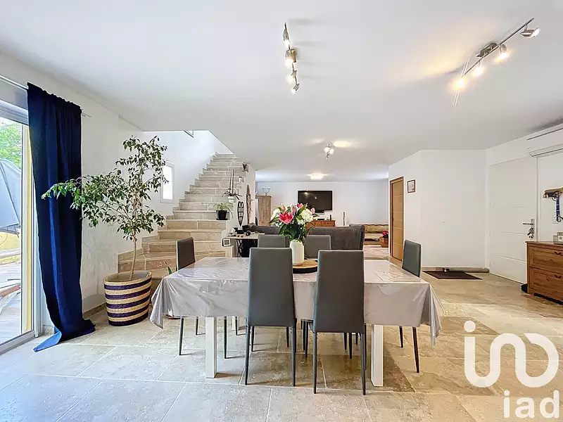 Maison, 212 m²