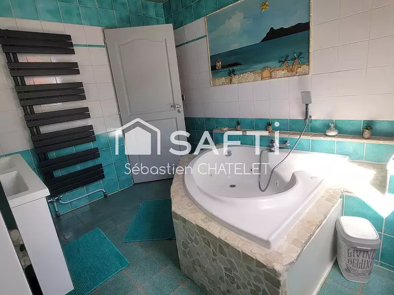 Maison, 171 m²