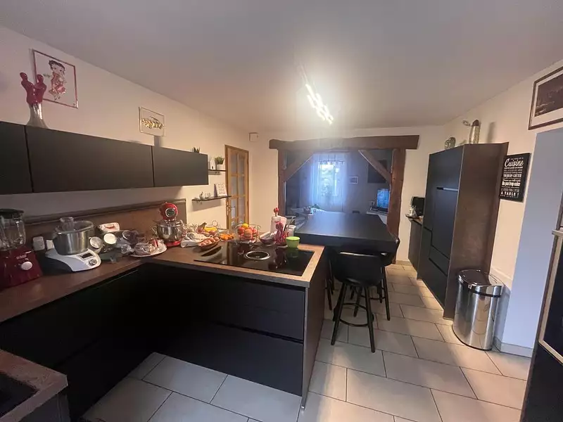 Maison, 238 m²