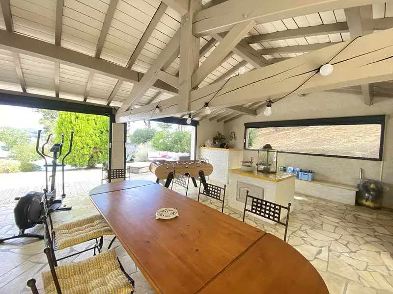 Maison, 165 m²