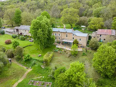Maison, 780 m²
