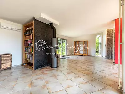 Maison, 179 m²